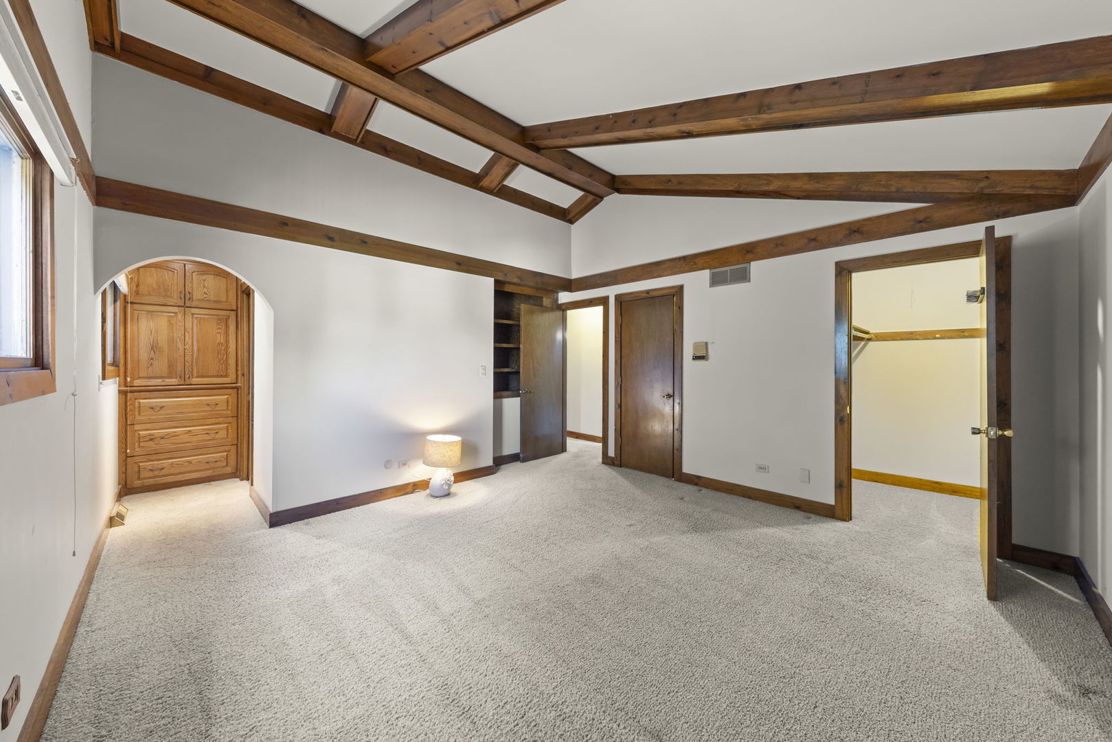 1135 Hidden Spring Drive, Naperville, IL 60540