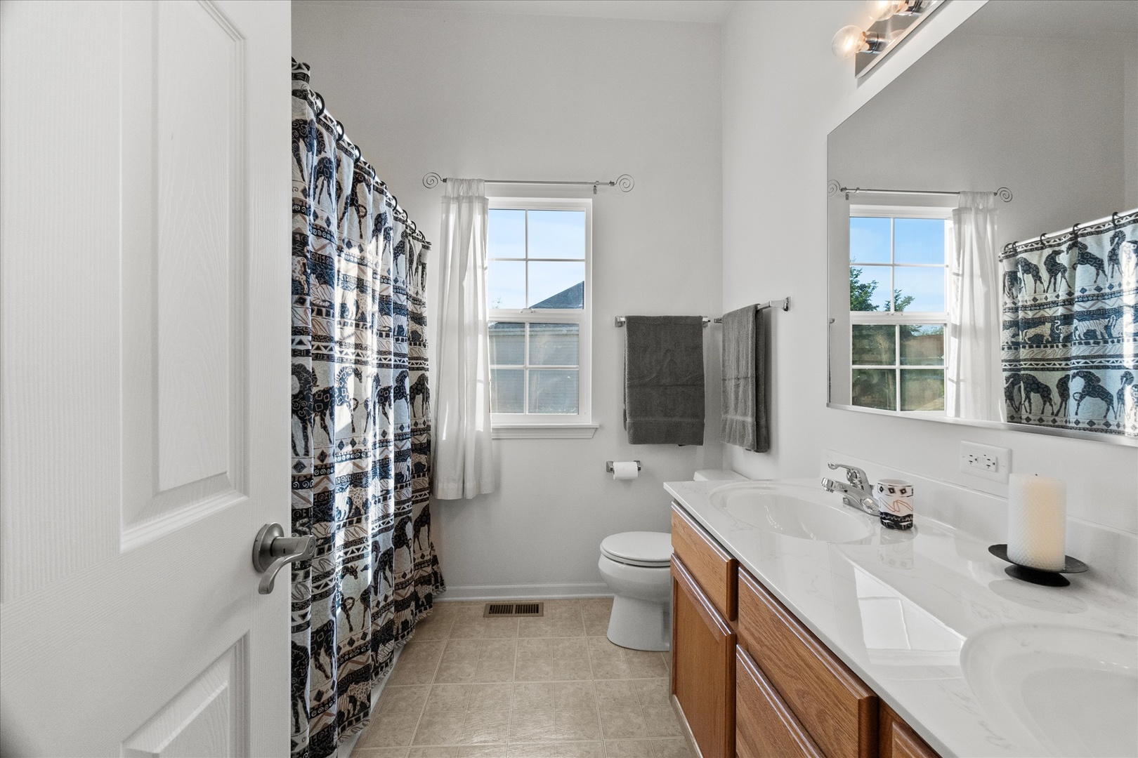 2155 Kemmerer Lane, Bolingbrook, IL 60490