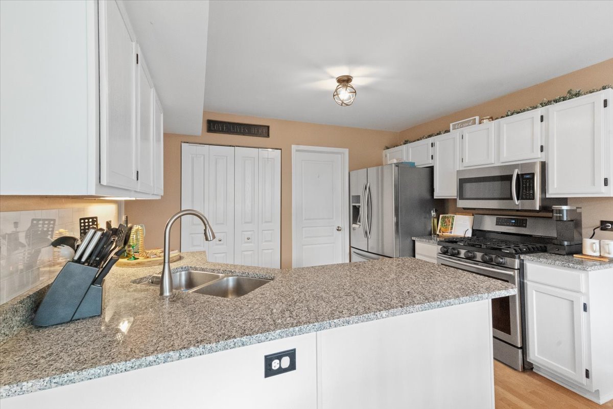 423 Spaulding Road, Bartlett, IL 60103