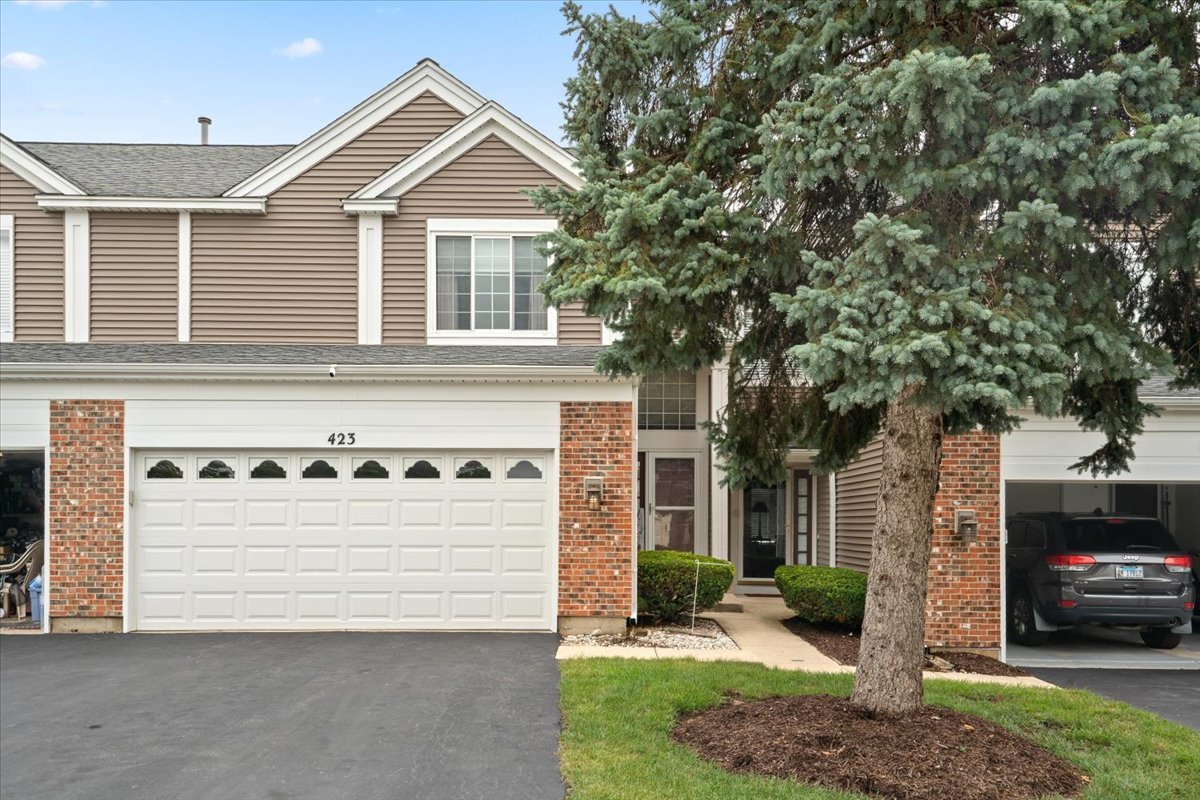 423 Spaulding Road, Bartlett, IL 60103