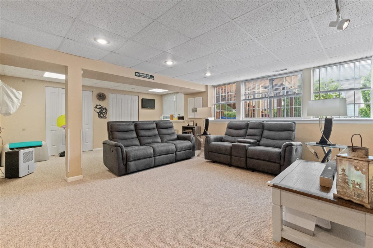423 Spaulding Road, Bartlett, IL 60103
