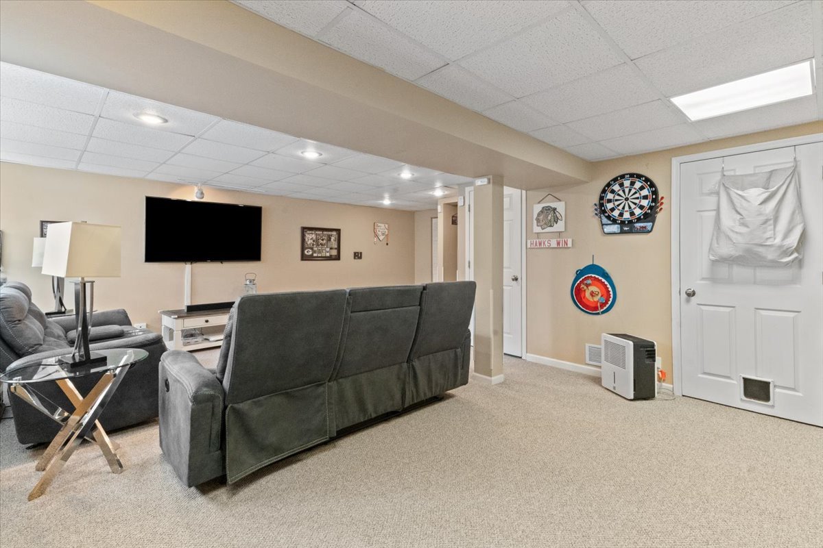 423 Spaulding Road, Bartlett, IL 60103