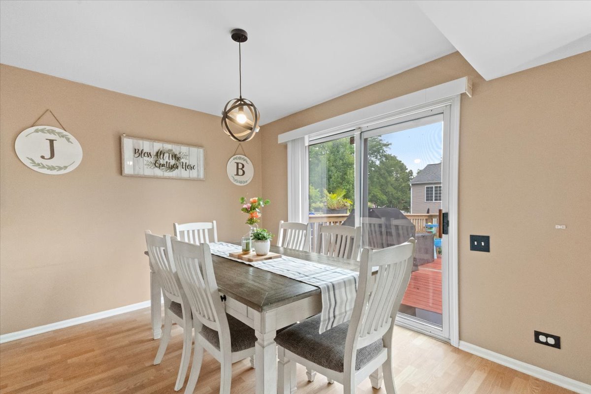 423 Spaulding Road, Bartlett, IL 60103