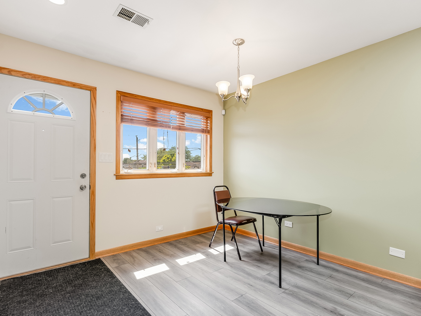 5841 W 55th Street, Chicago, IL 60638