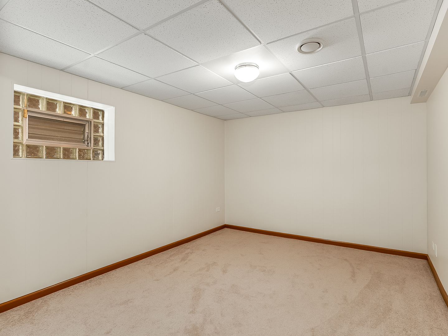 5841 W 55th Street, Chicago, IL 60638