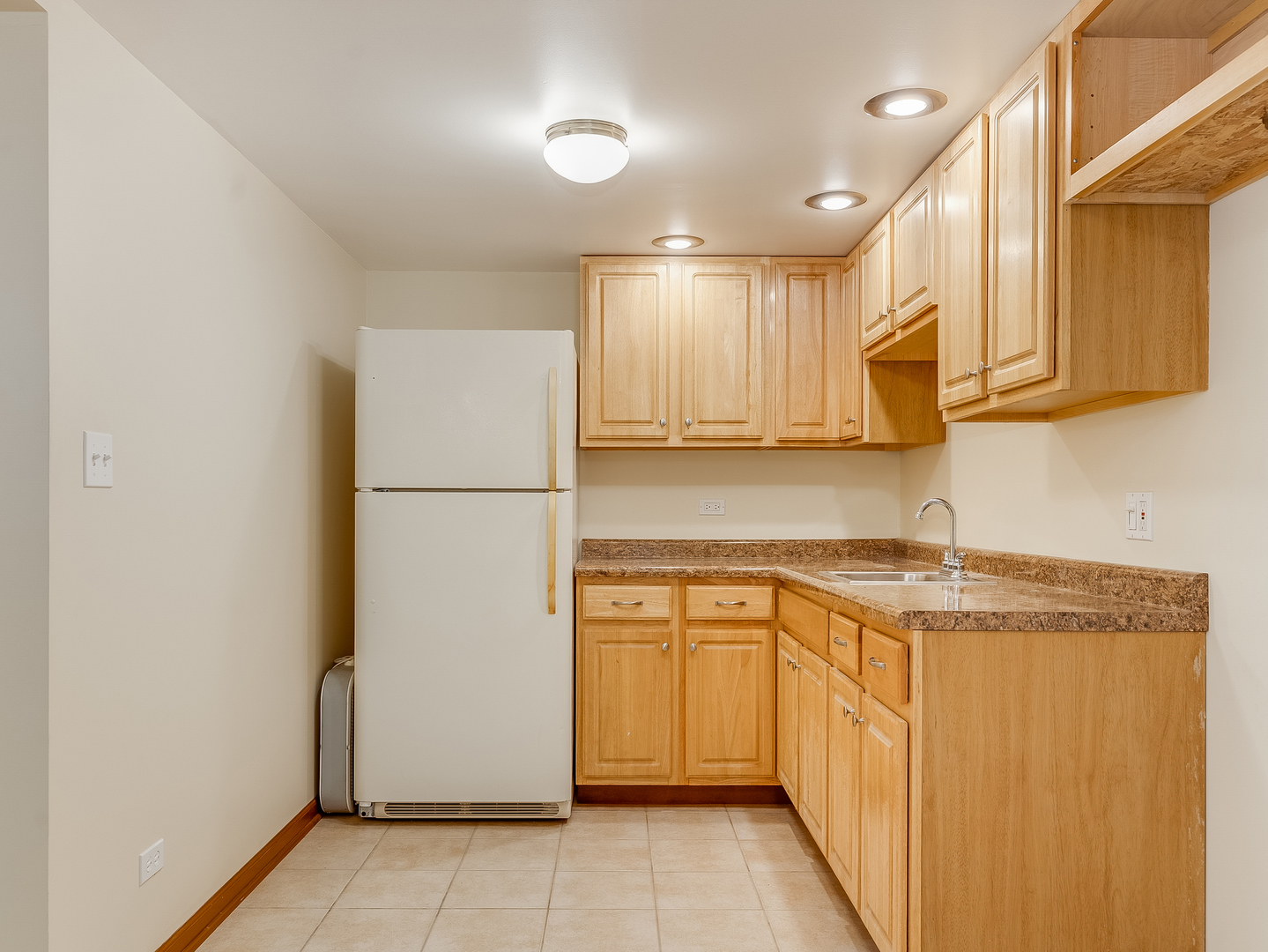 5841 W 55th Street, Chicago, IL 60638