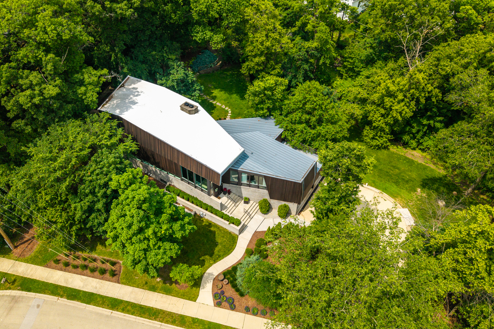 603 Driftwood Court, Naperville, IL 60540