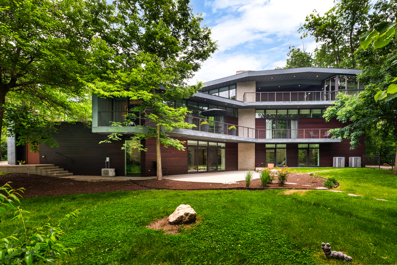 603 Driftwood Court, Naperville, IL 60540