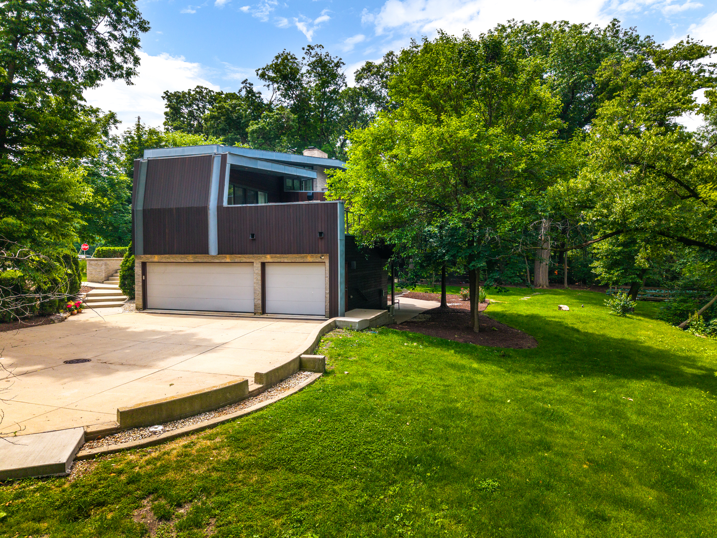 603 Driftwood Court, Naperville, IL 60540