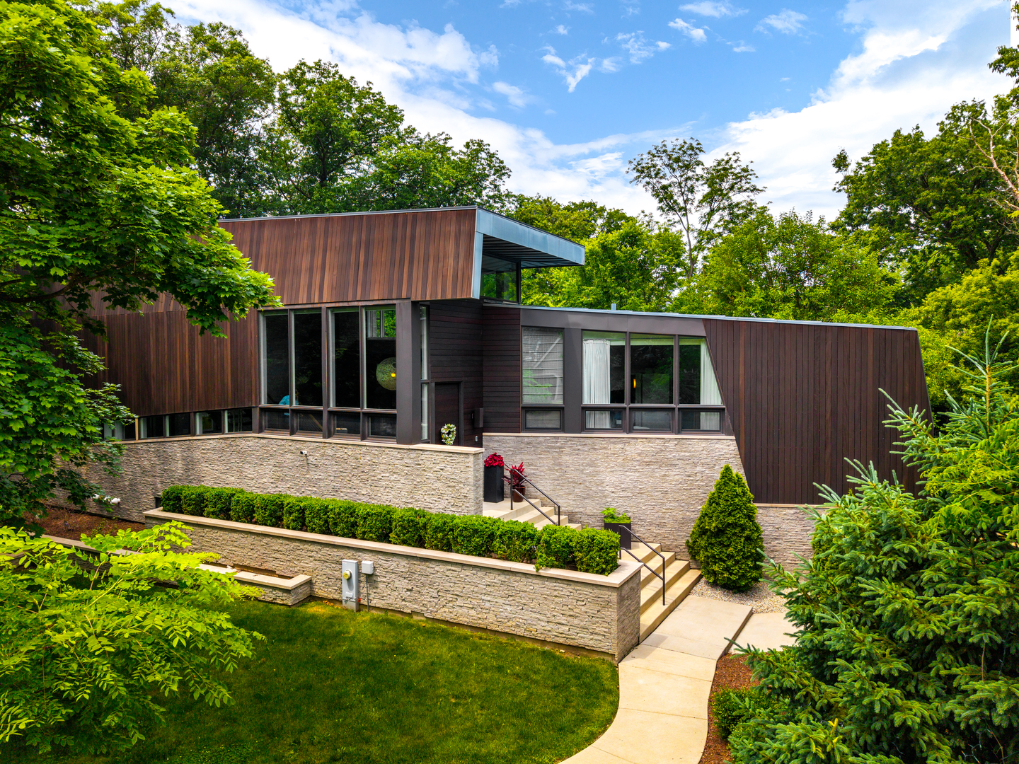 603 Driftwood Court, Naperville, IL 60540
