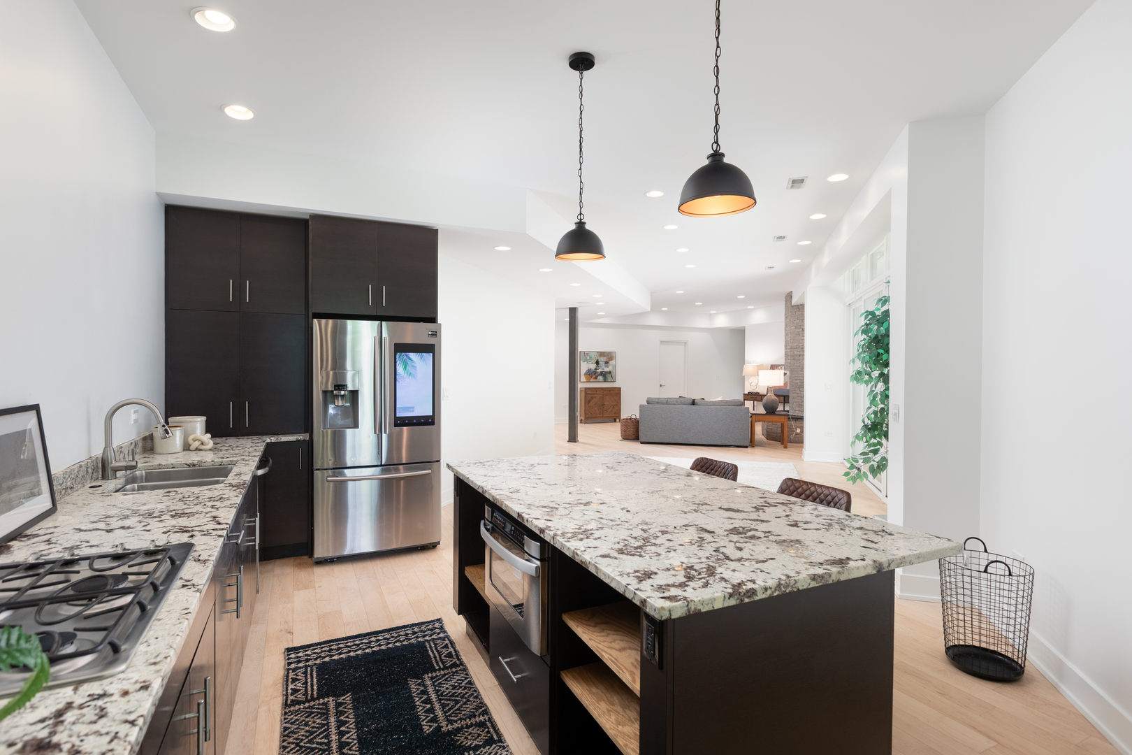 603 Driftwood Court, Naperville, IL 60540