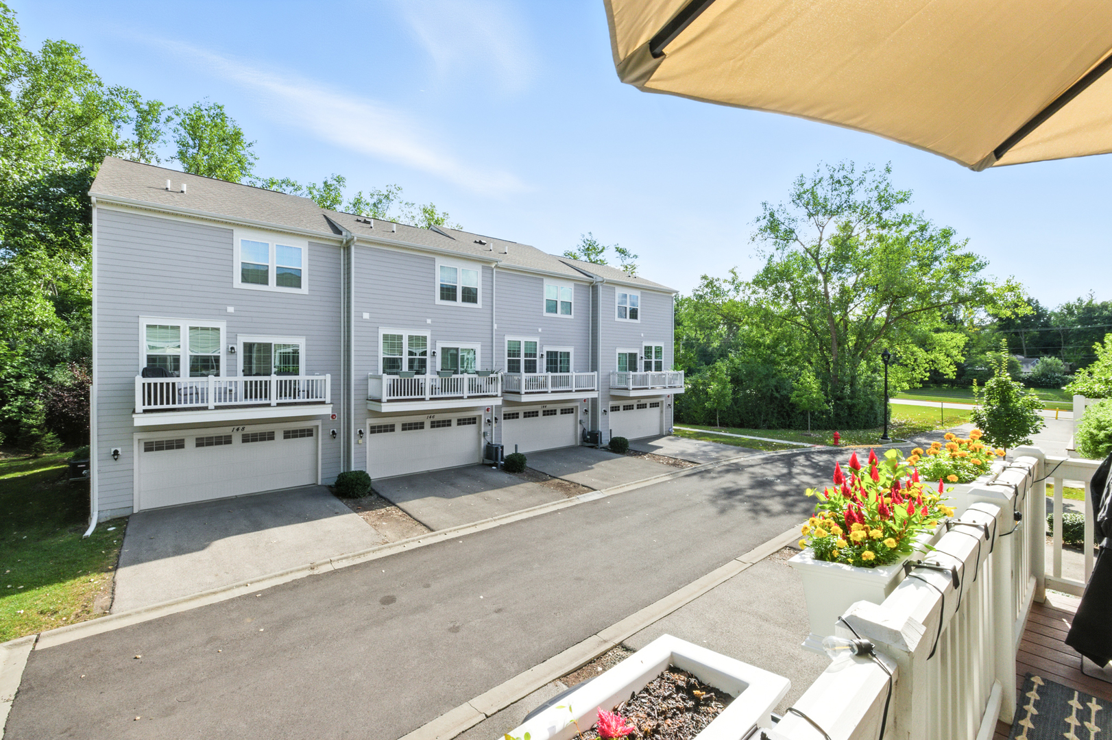 158 Canterbury Way, Lake Zurich, IL 60047