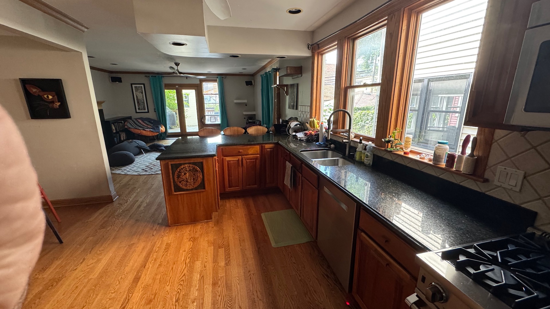 5338 N Ashland Avenue, Chicago, IL 60640