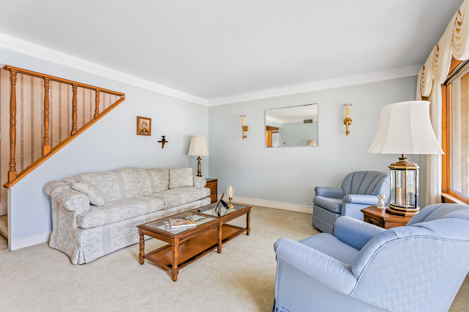 17557 Burnham Avenue, Lansing, IL 60438