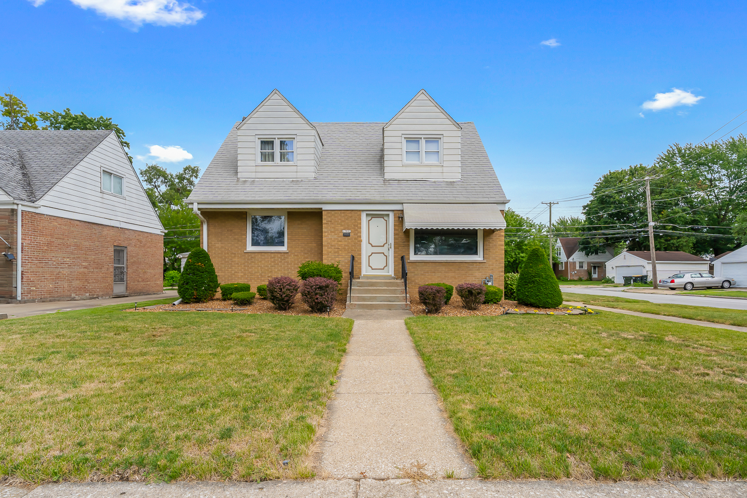 17557 Burnham Avenue, Lansing, IL 60438
