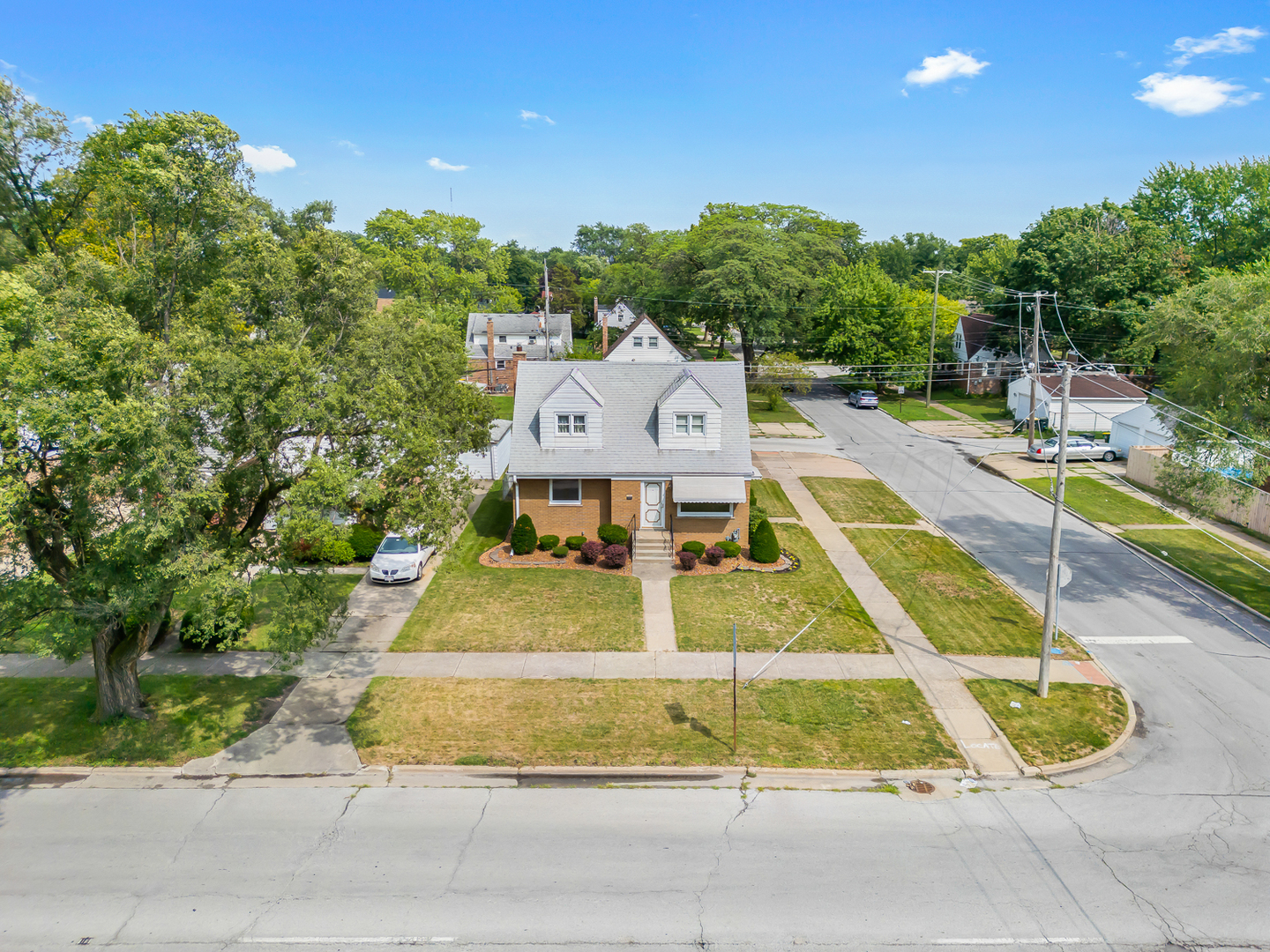 17557 Burnham Avenue, Lansing, IL 60438