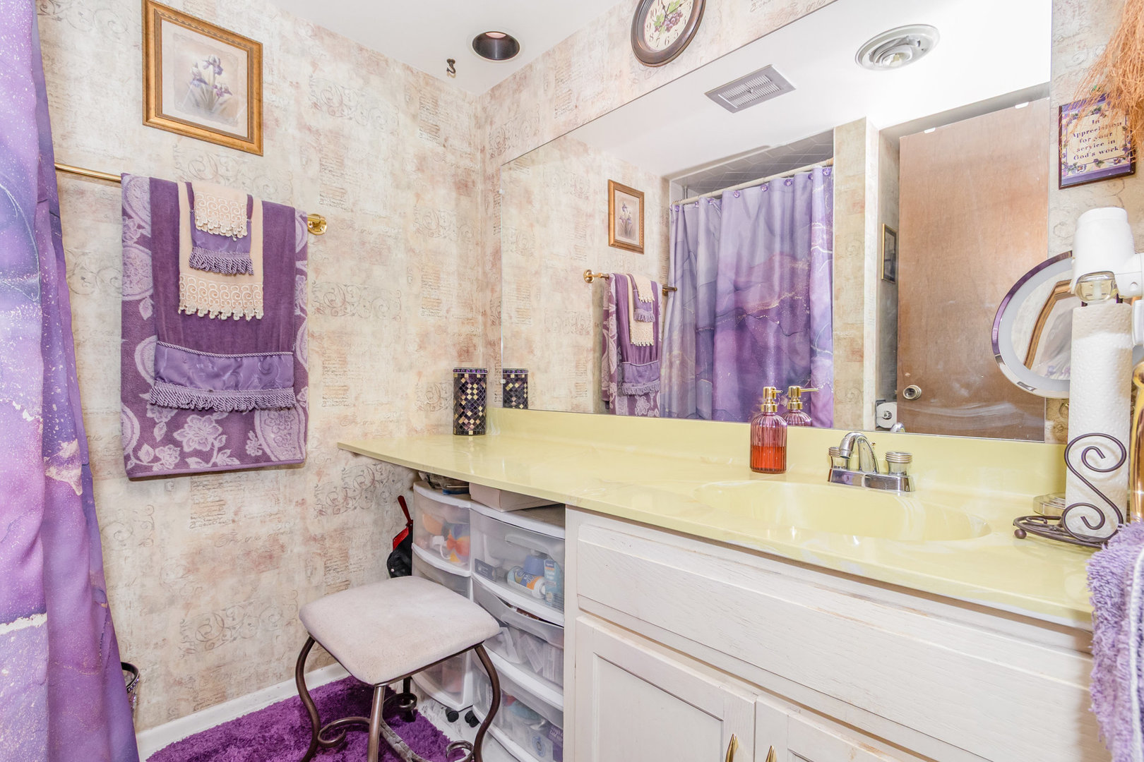 18855 Burnham Avenue #234, Lansing, IL 60438