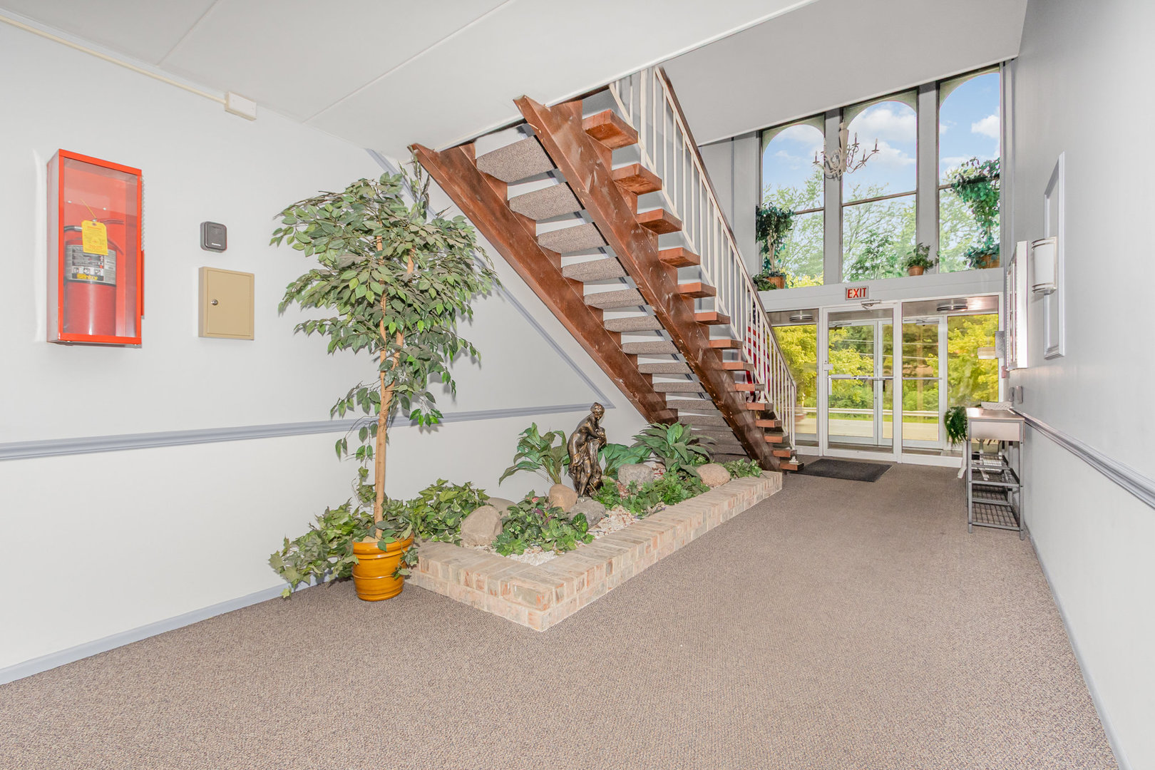 18855 Burnham Avenue #234, Lansing, IL 60438