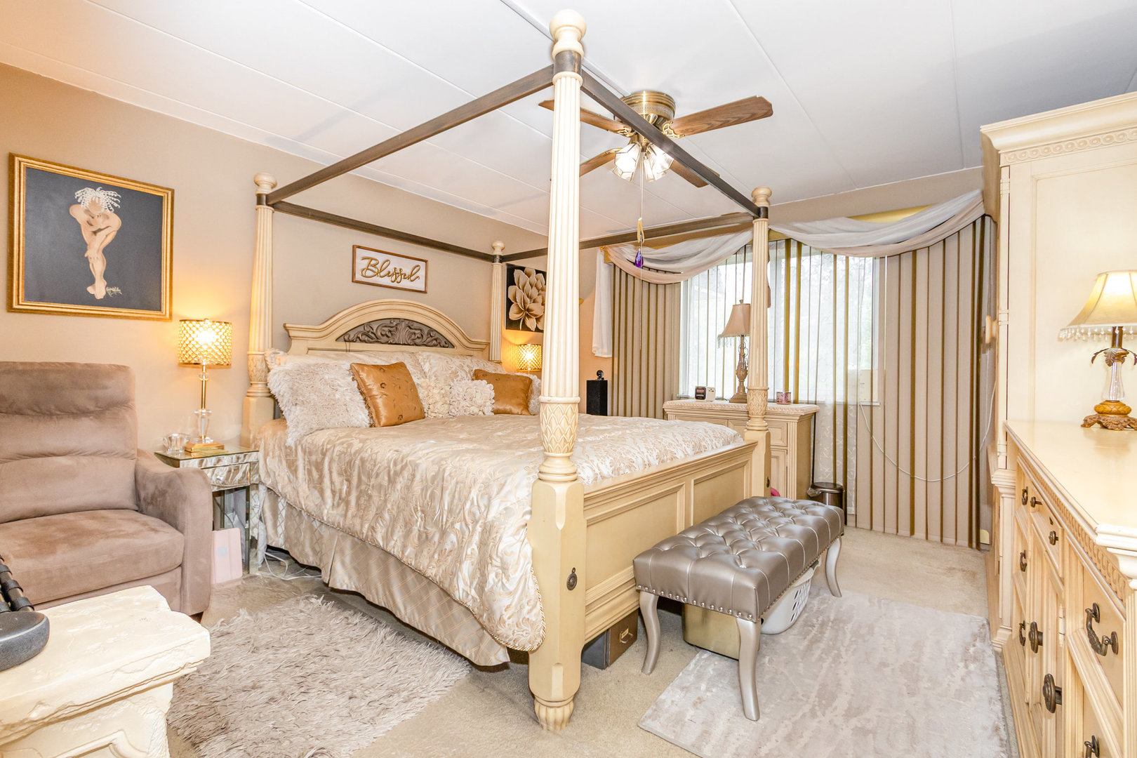 18855 Burnham Avenue #234, Lansing, IL 60438