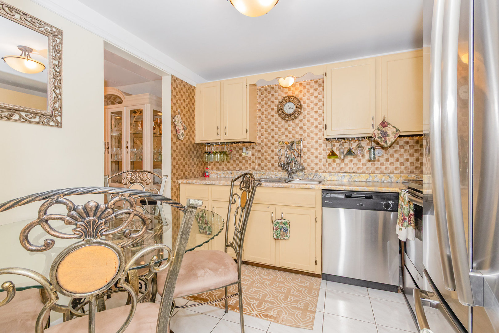 18855 Burnham Avenue #234, Lansing, IL 60438