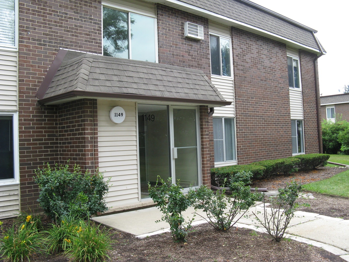 1149 Miller Lane #107, Buffalo Grove, IL 60089