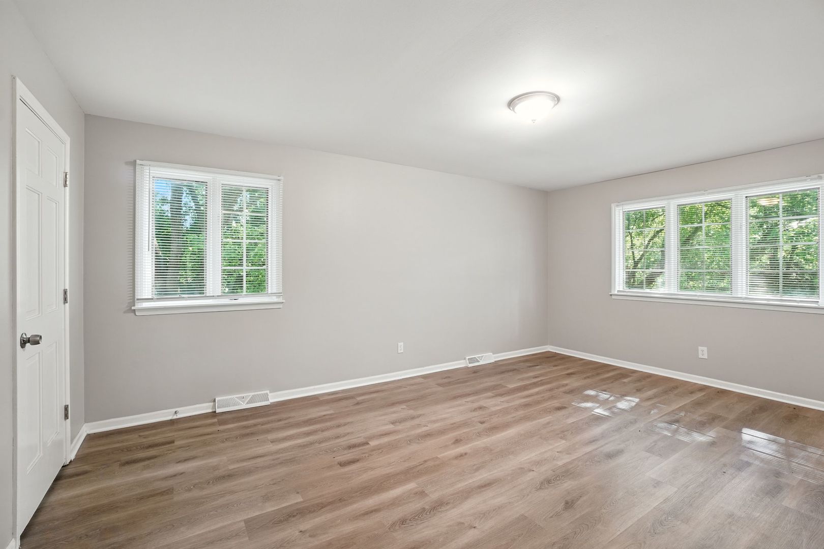 5N400 Fence Rail Court, St. Charles, IL 60175