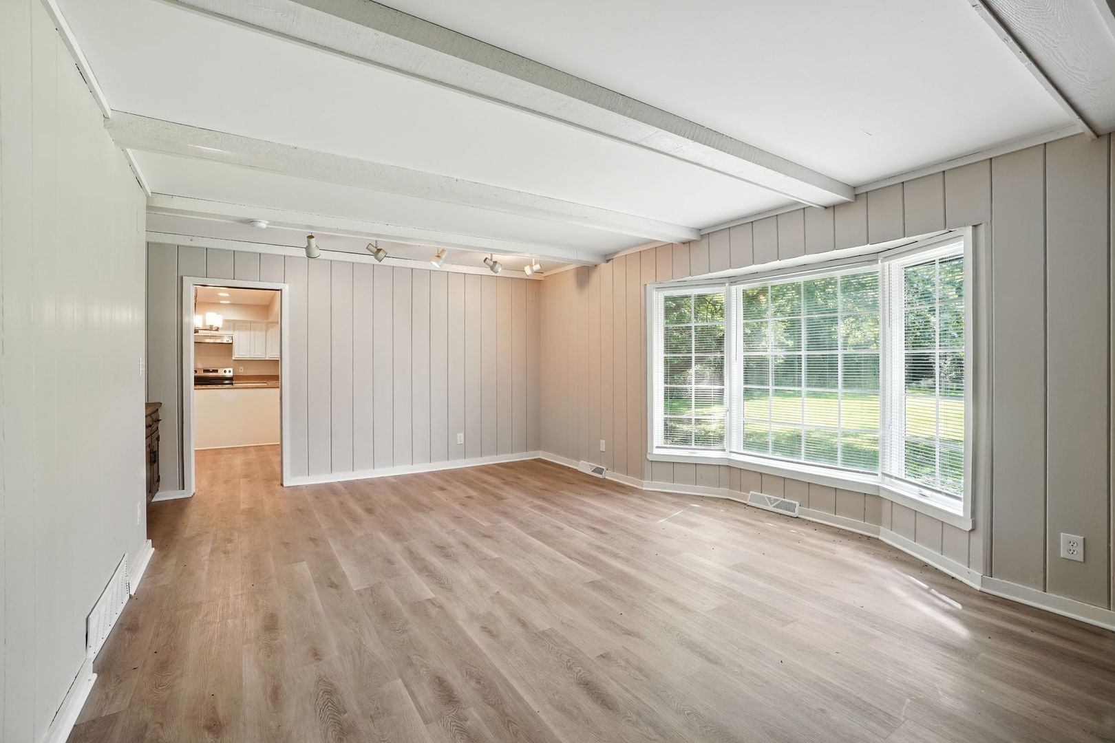 5N400 Fence Rail Court, St. Charles, IL 60175