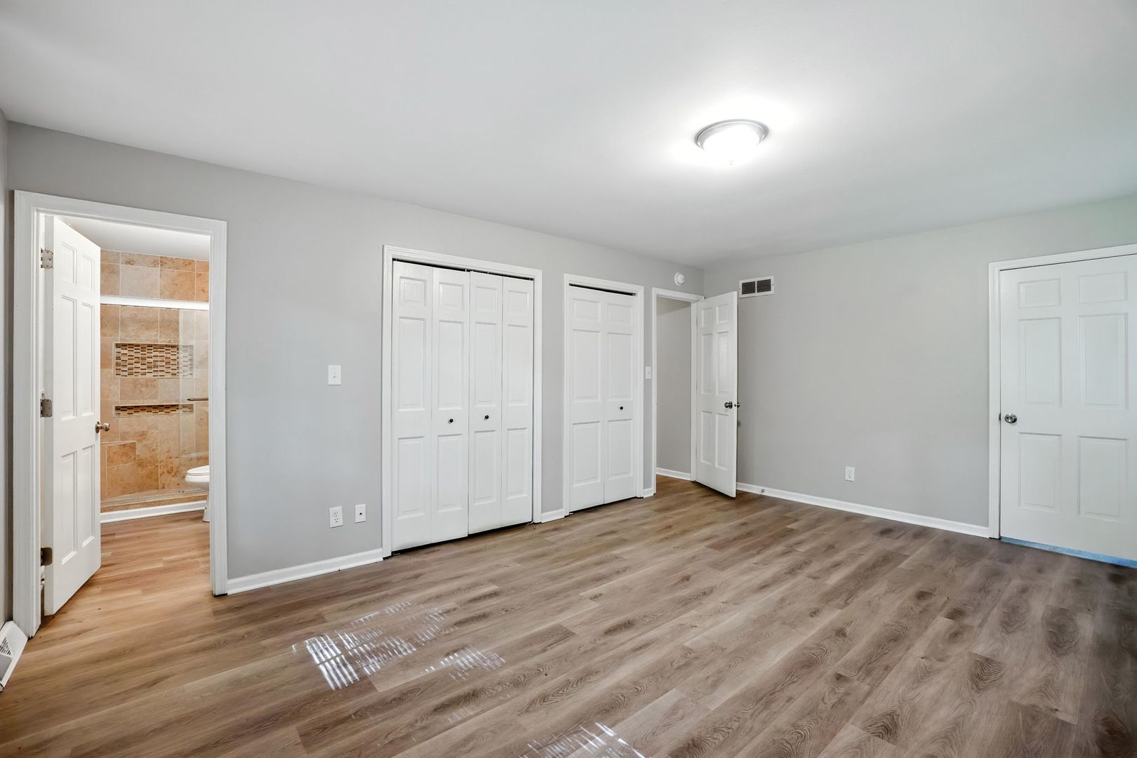 5N400 Fence Rail Court, St. Charles, IL 60175