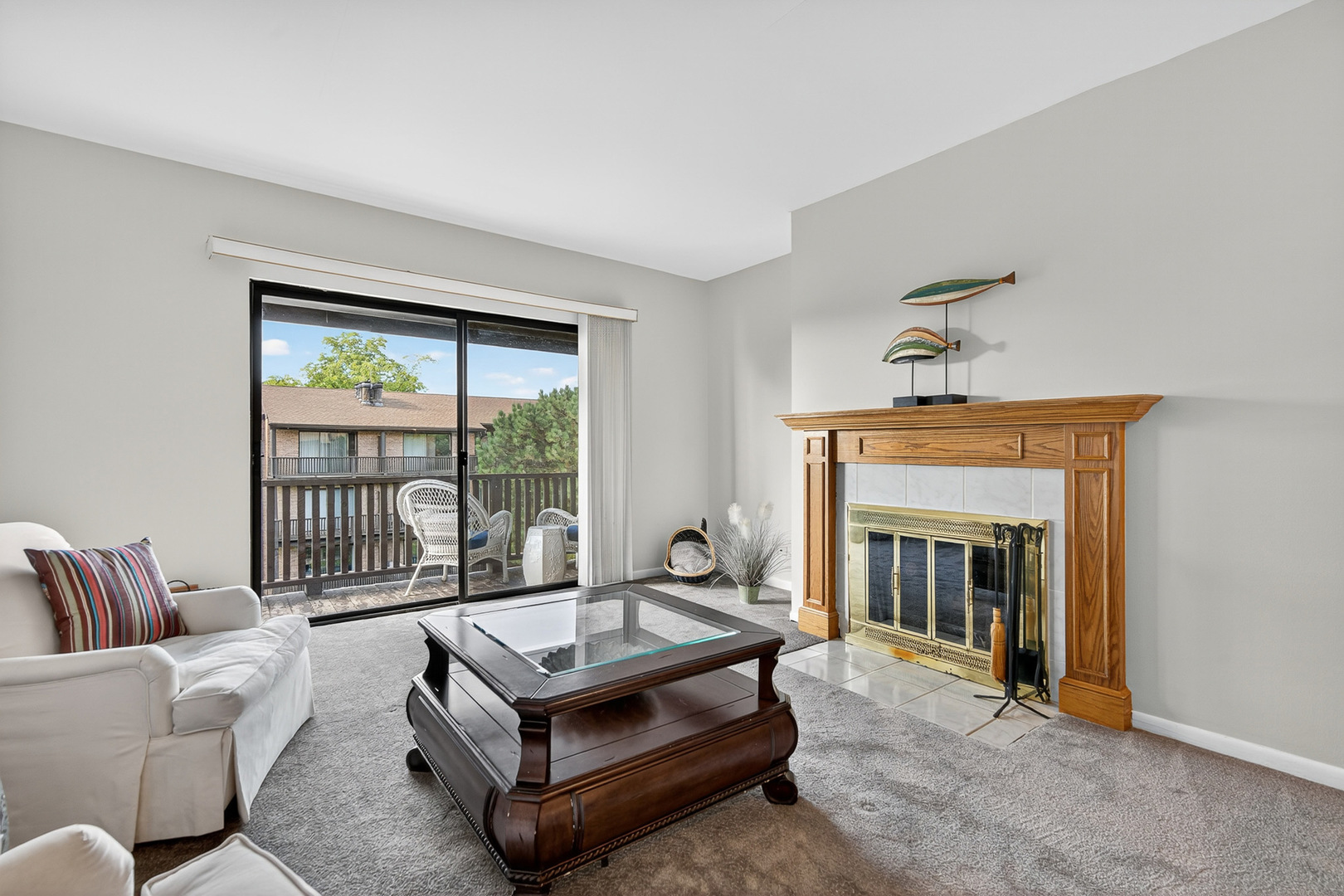 460 N Main Street #N406A, Wauconda, IL 60084