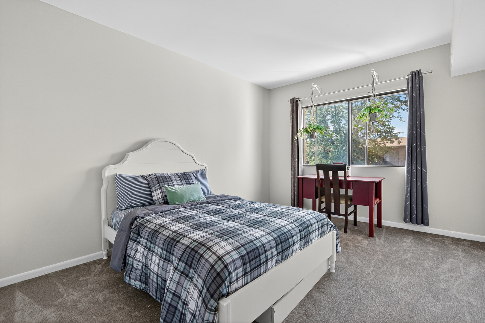 460 N Main Street #N406A, Wauconda, IL 60084