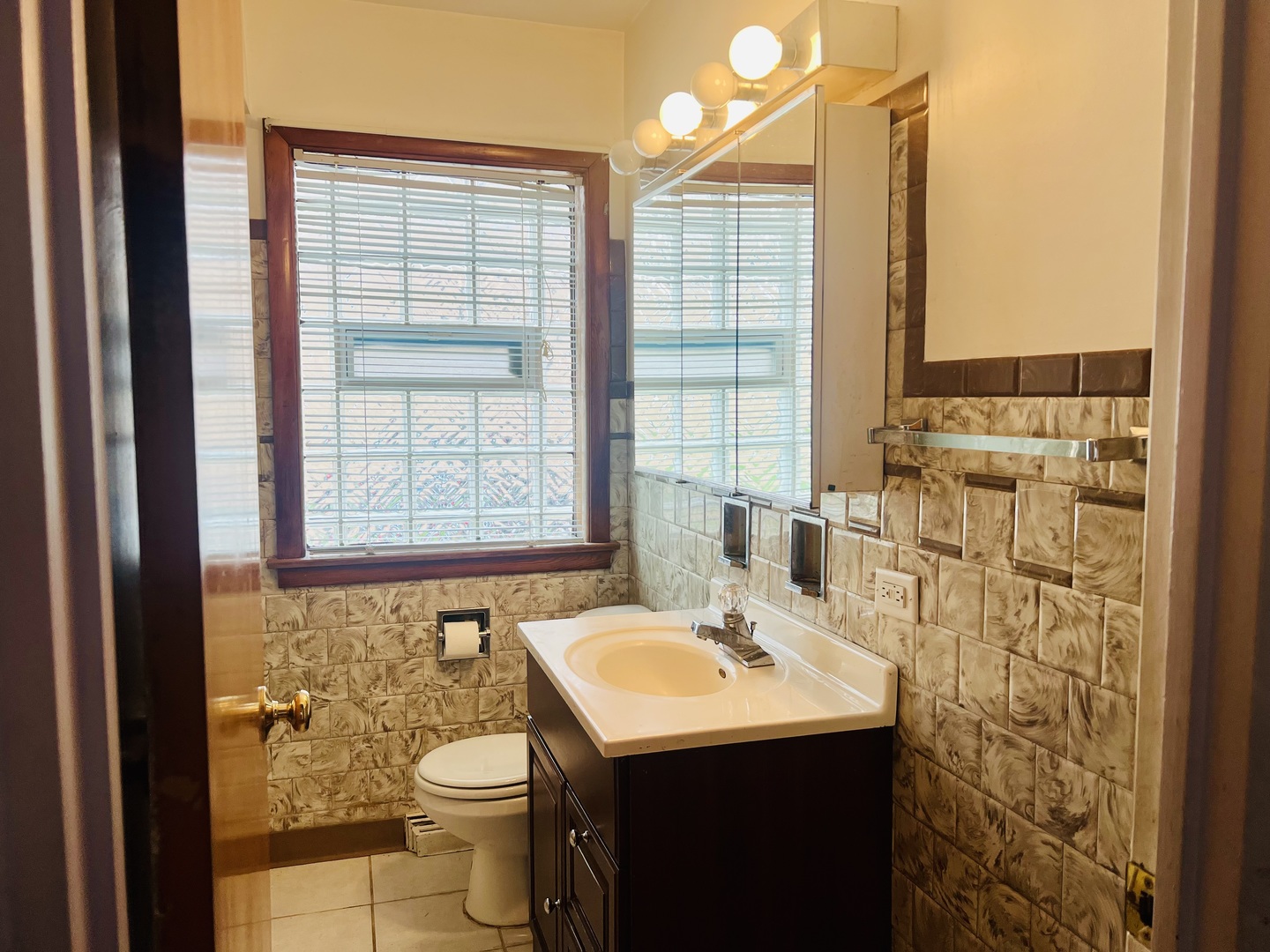 811 Sibley Boulevard, Calumet City, IL 60409