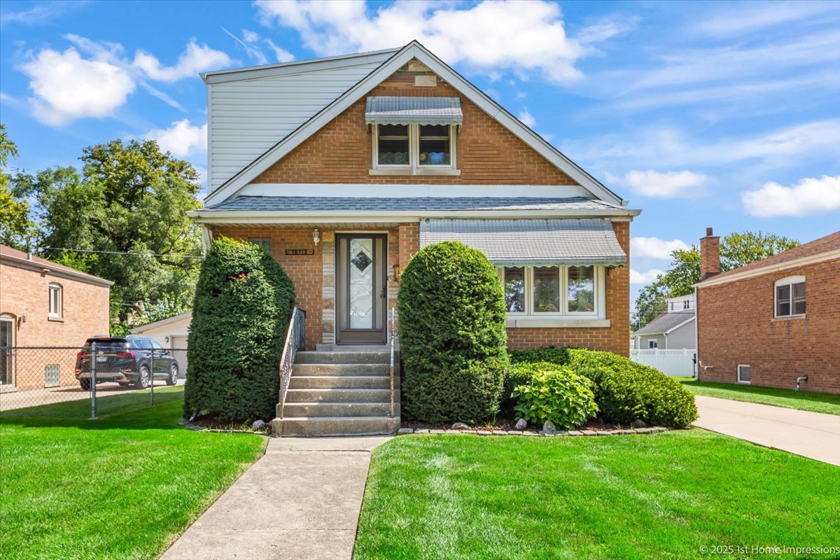10713 S Kenneth Avenue, Oak Lawn, IL 60453