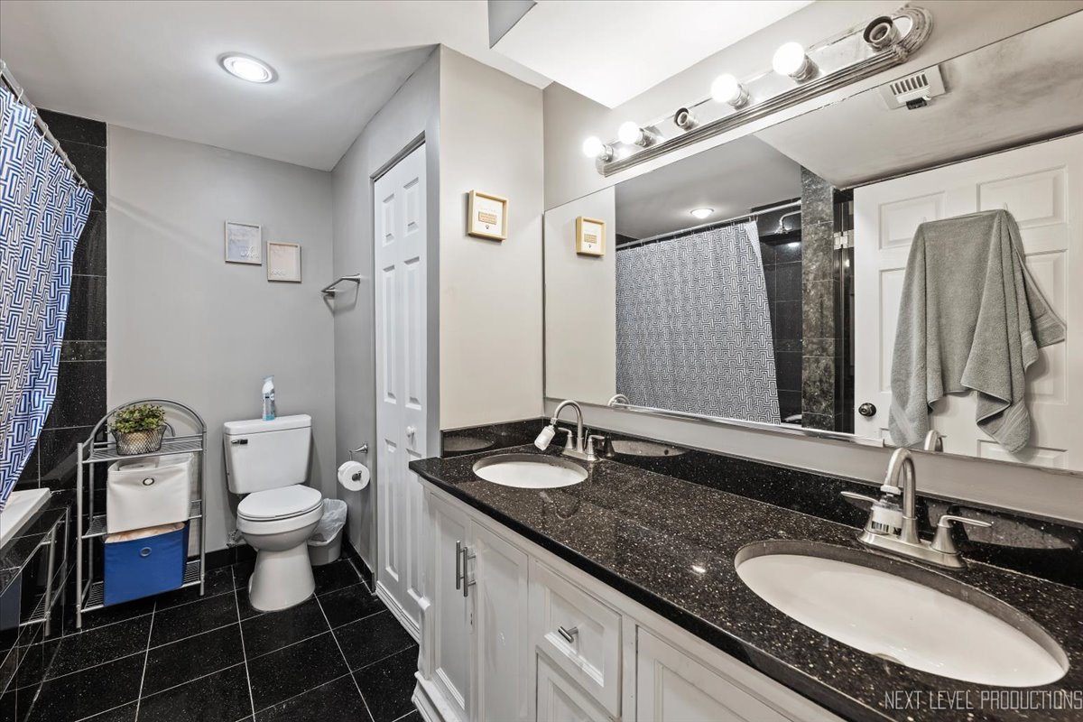 157 N ORCHARD Drive, Bolingbrook, IL 60440