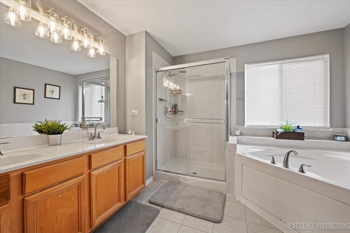 157 N ORCHARD Drive, Bolingbrook, IL 60440
