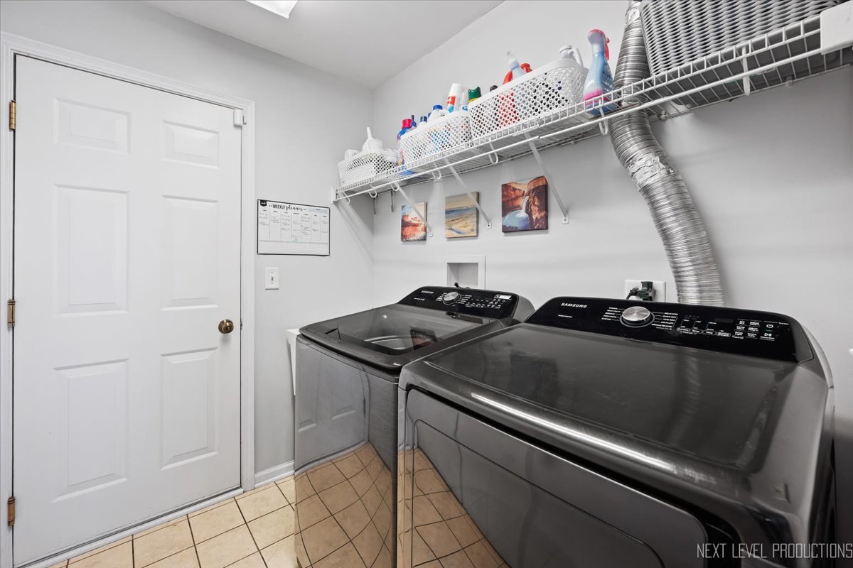 157 N ORCHARD Drive, Bolingbrook, IL 60440
