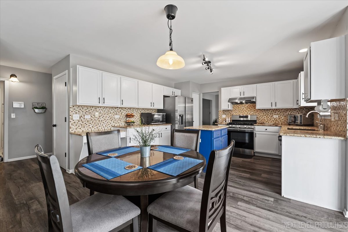 157 N ORCHARD Drive, Bolingbrook, IL 60440