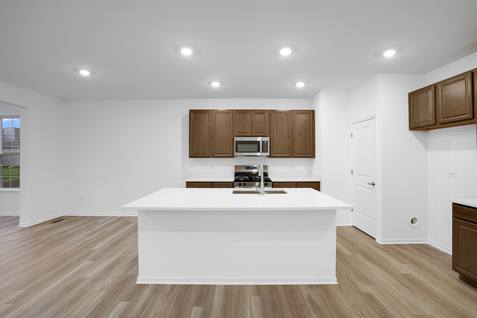 10392 Mey Road, Huntley, IL 60142