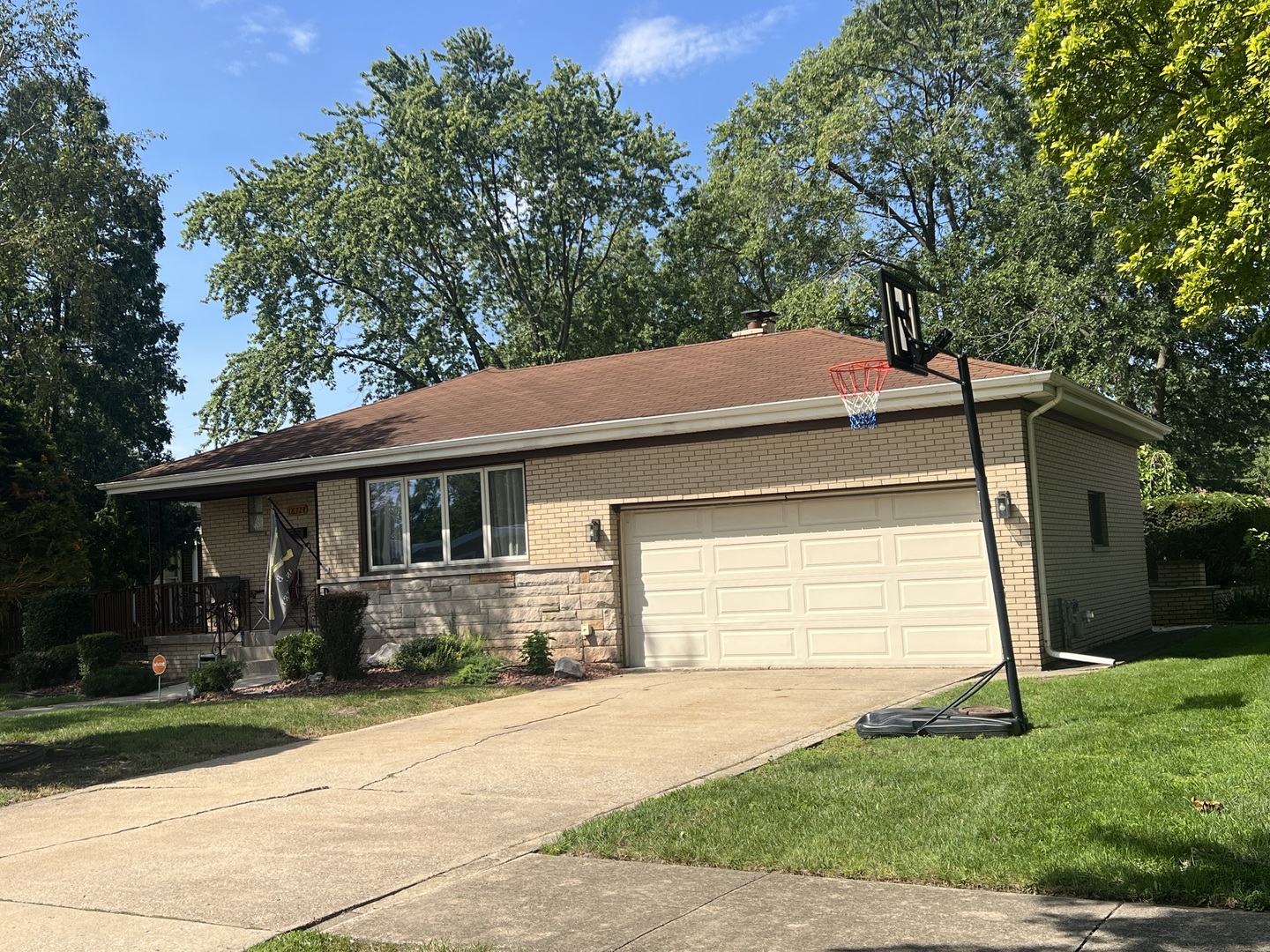 18724 Sherman Street, Lansing, IL 60438