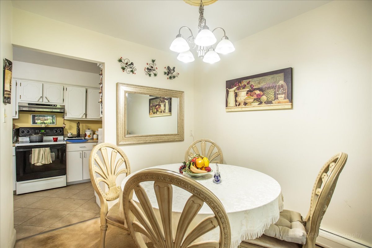 4224 SARATOGA Avenue #J105, Downers Grove, IL 60515