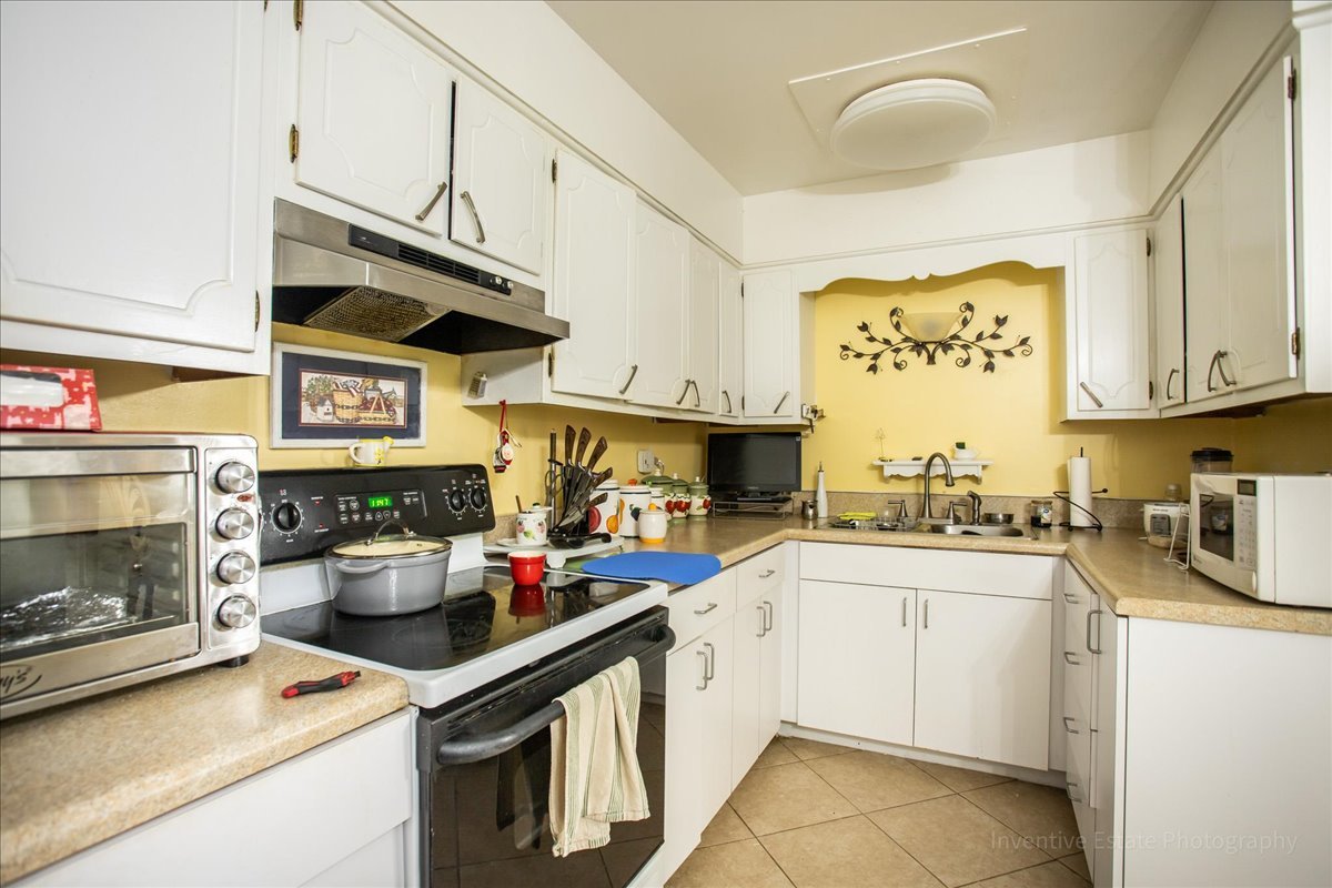 4224 SARATOGA Avenue #J105, Downers Grove, IL 60515