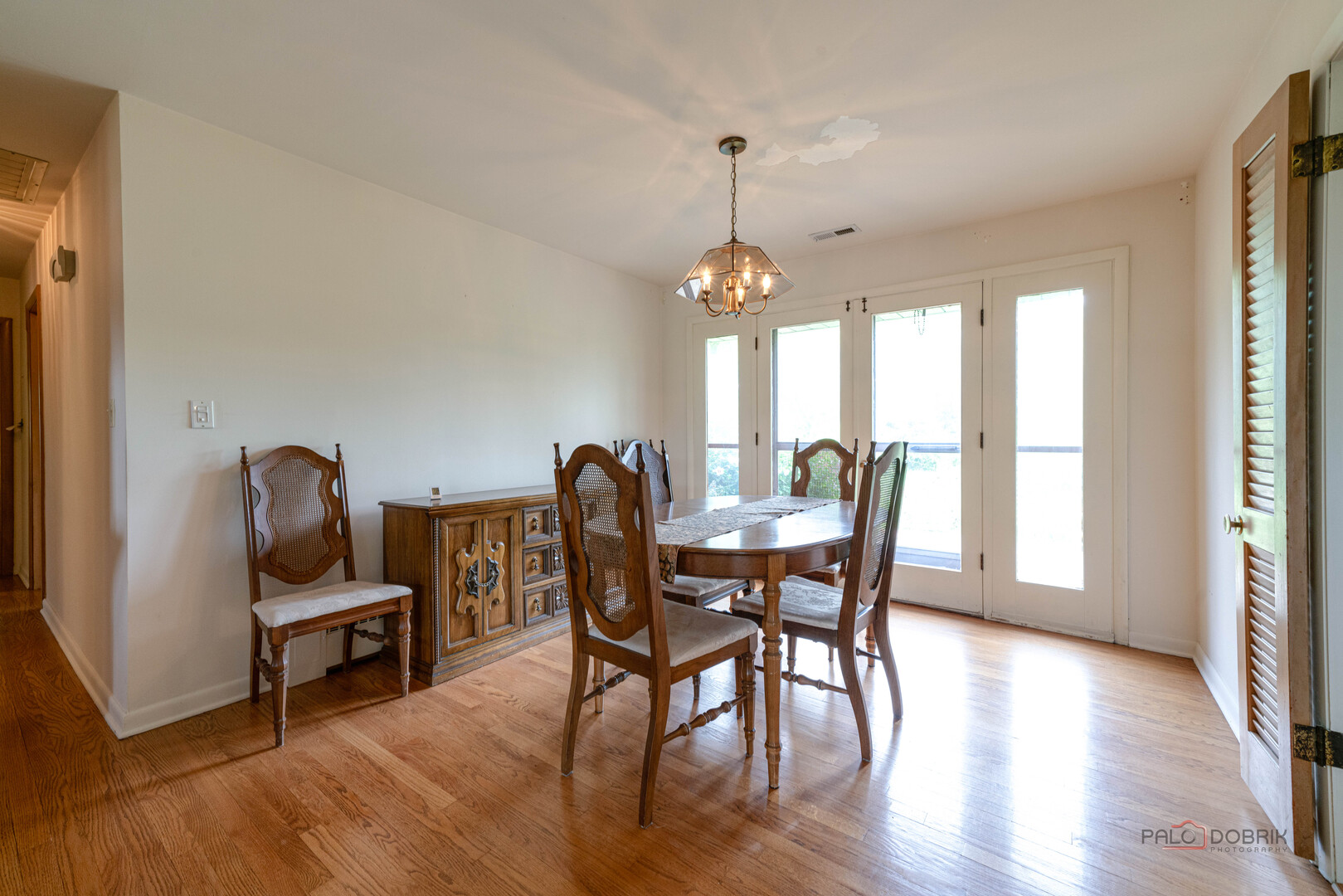 416 Hillcrest Drive, Prospect Heights, IL 60070