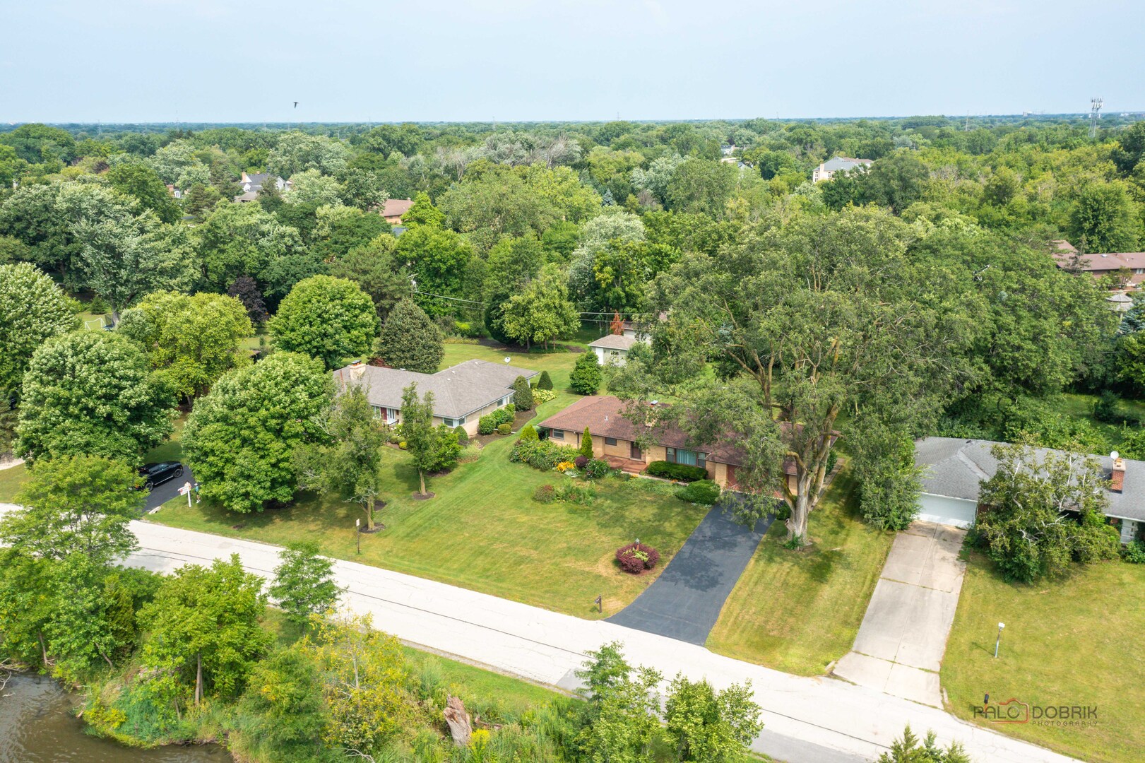 416 Hillcrest Drive, Prospect Heights, IL 60070
