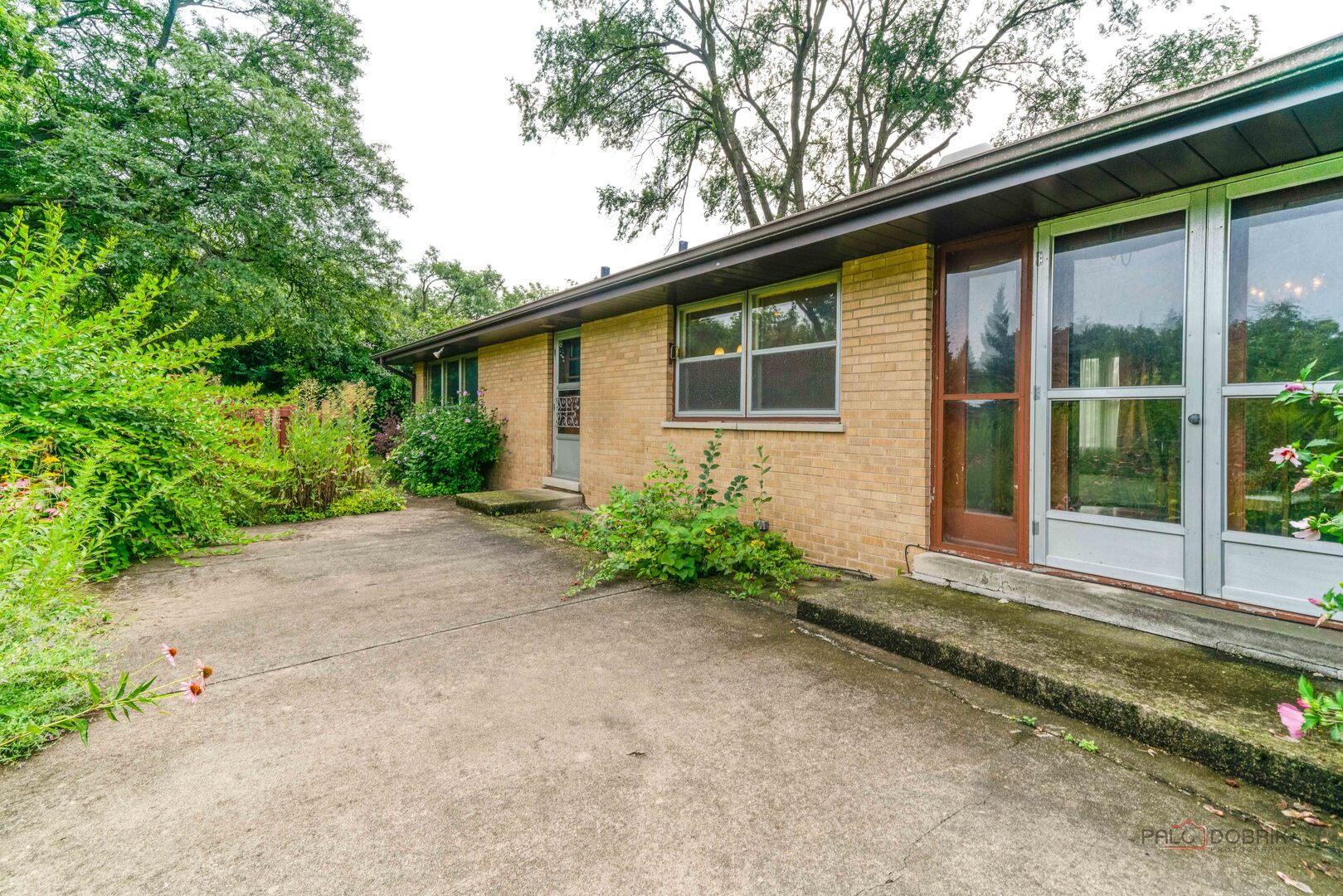 416 Hillcrest Drive, Prospect Heights, IL 60070