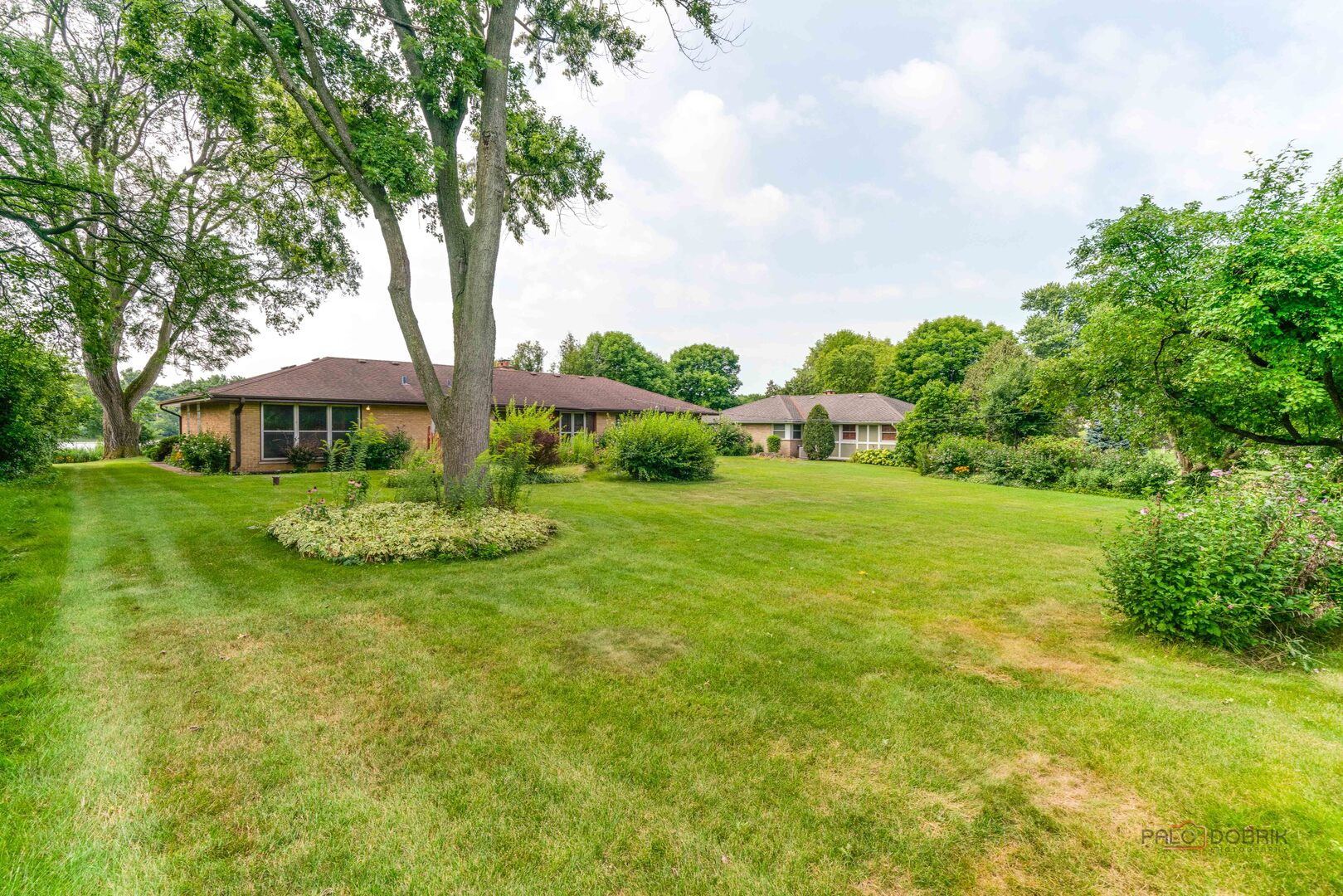416 Hillcrest Drive, Prospect Heights, IL 60070