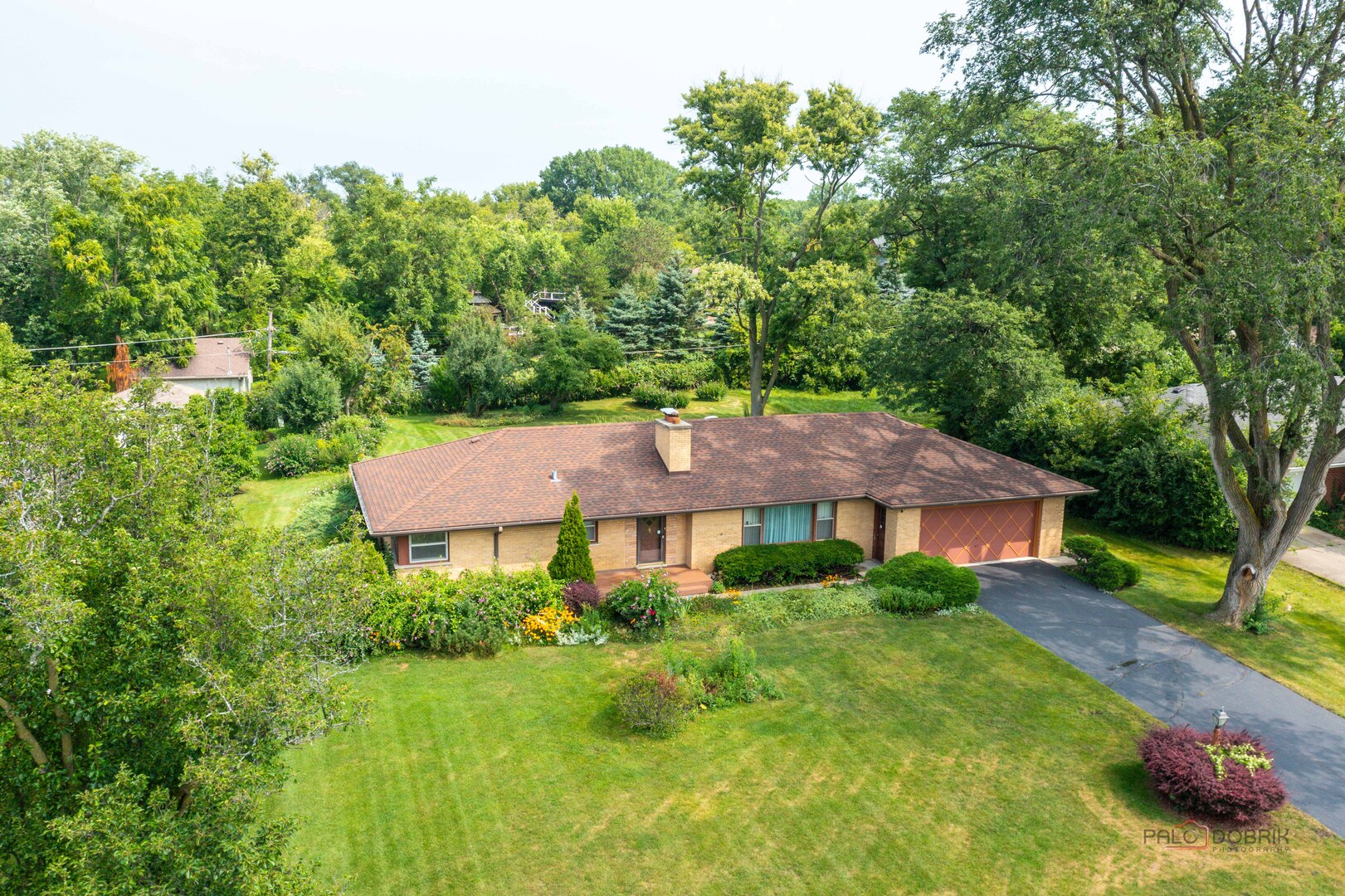 416 Hillcrest Drive, Prospect Heights, IL 60070