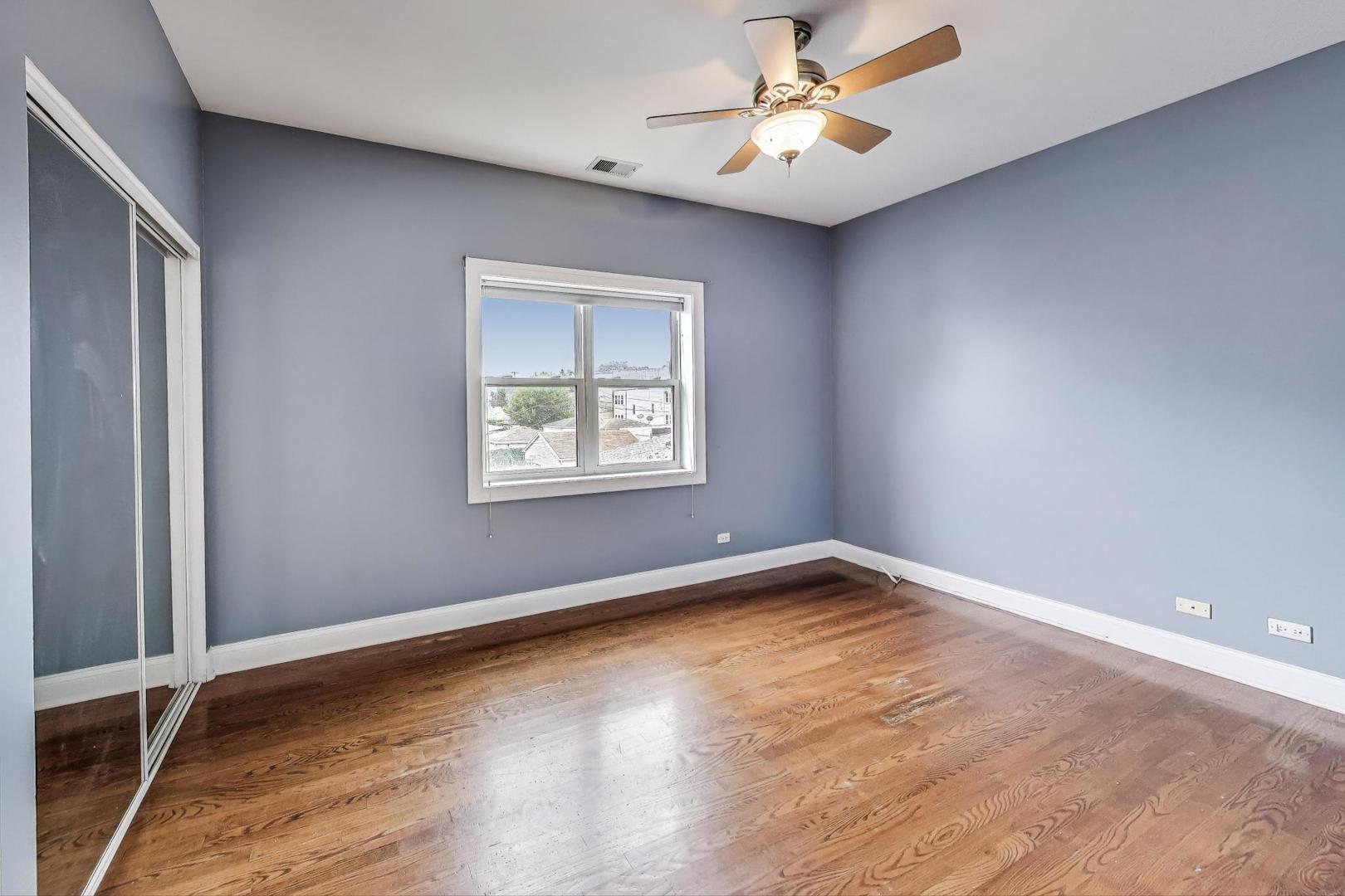 5054 N Albany Avenue, Chicago, IL 60625