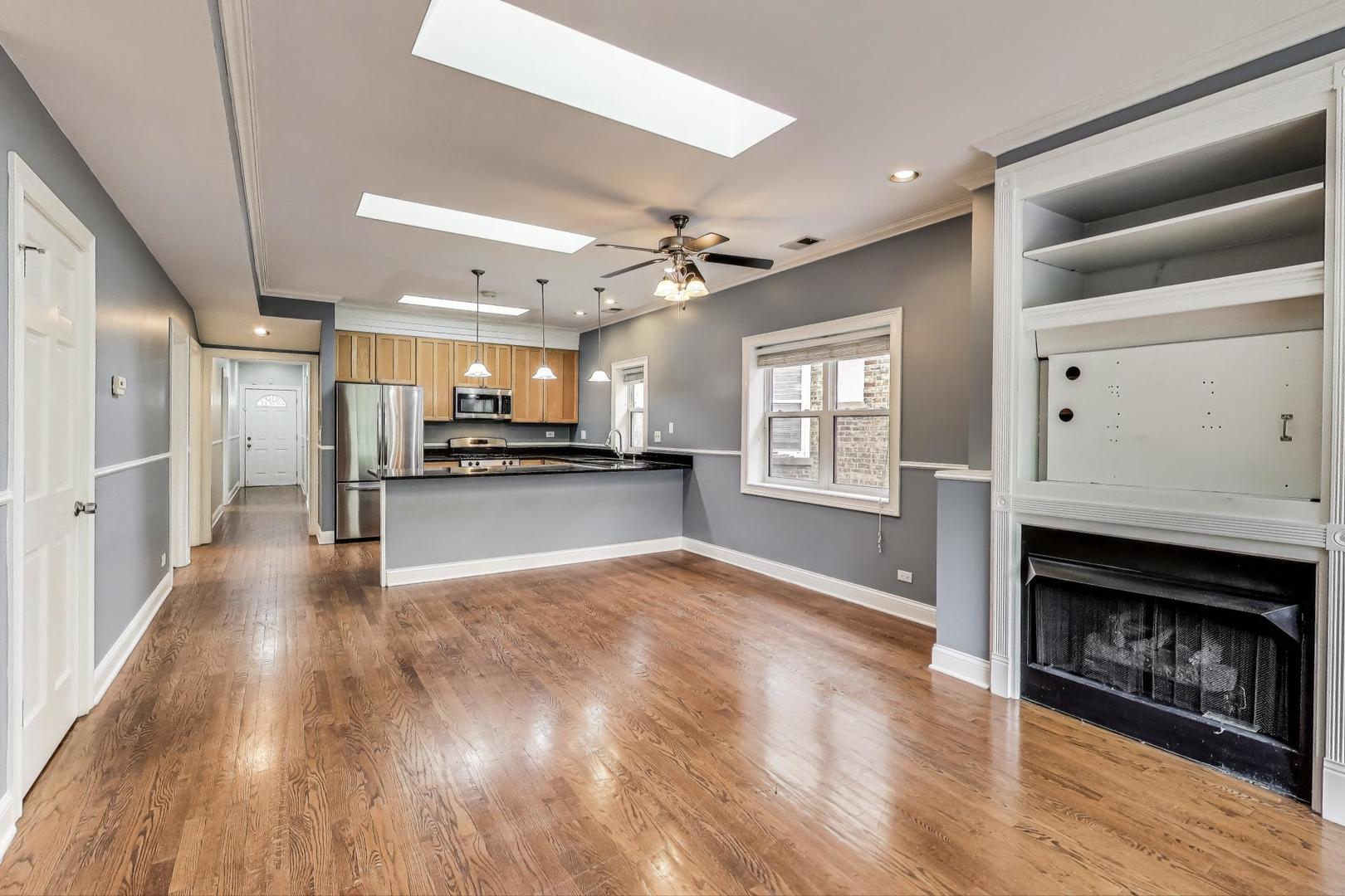 5054 N Albany Avenue, Chicago, IL 60625