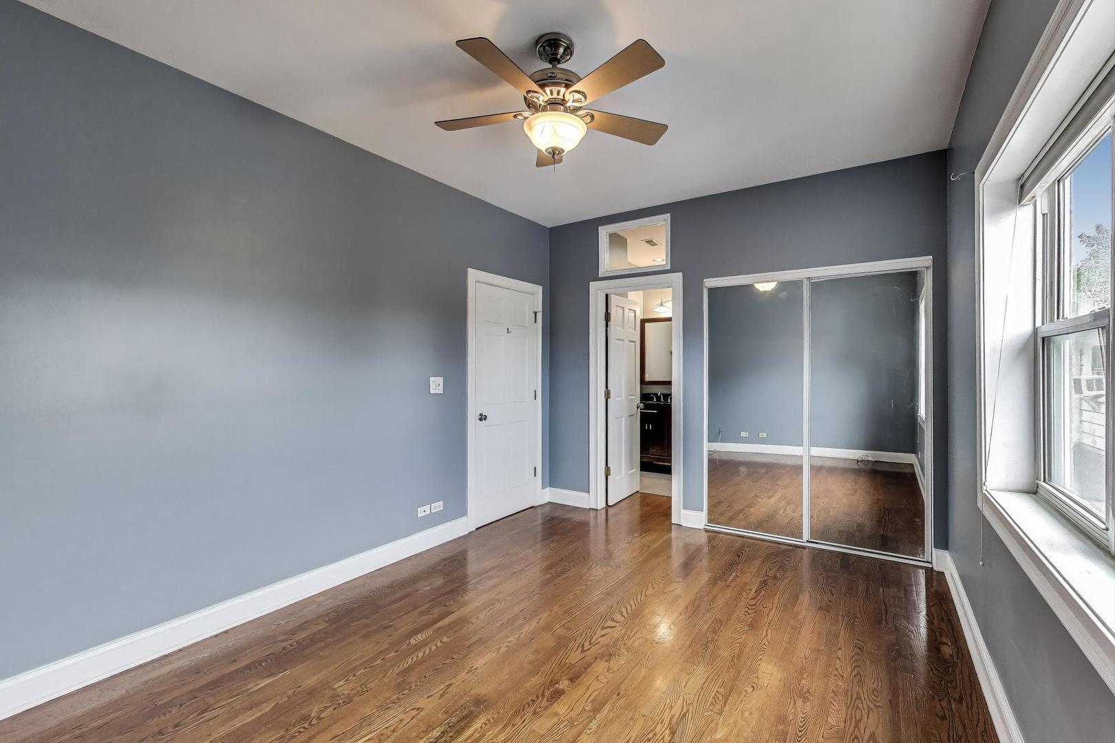5054 N Albany Avenue, Chicago, IL 60625