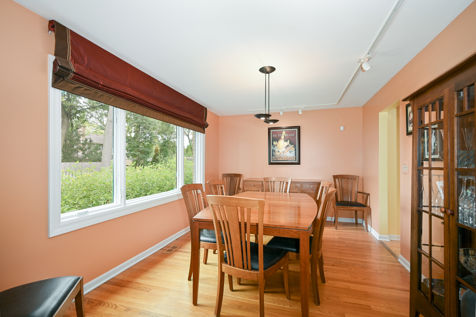 187 E Thompson Drive, Wheaton, IL 60189