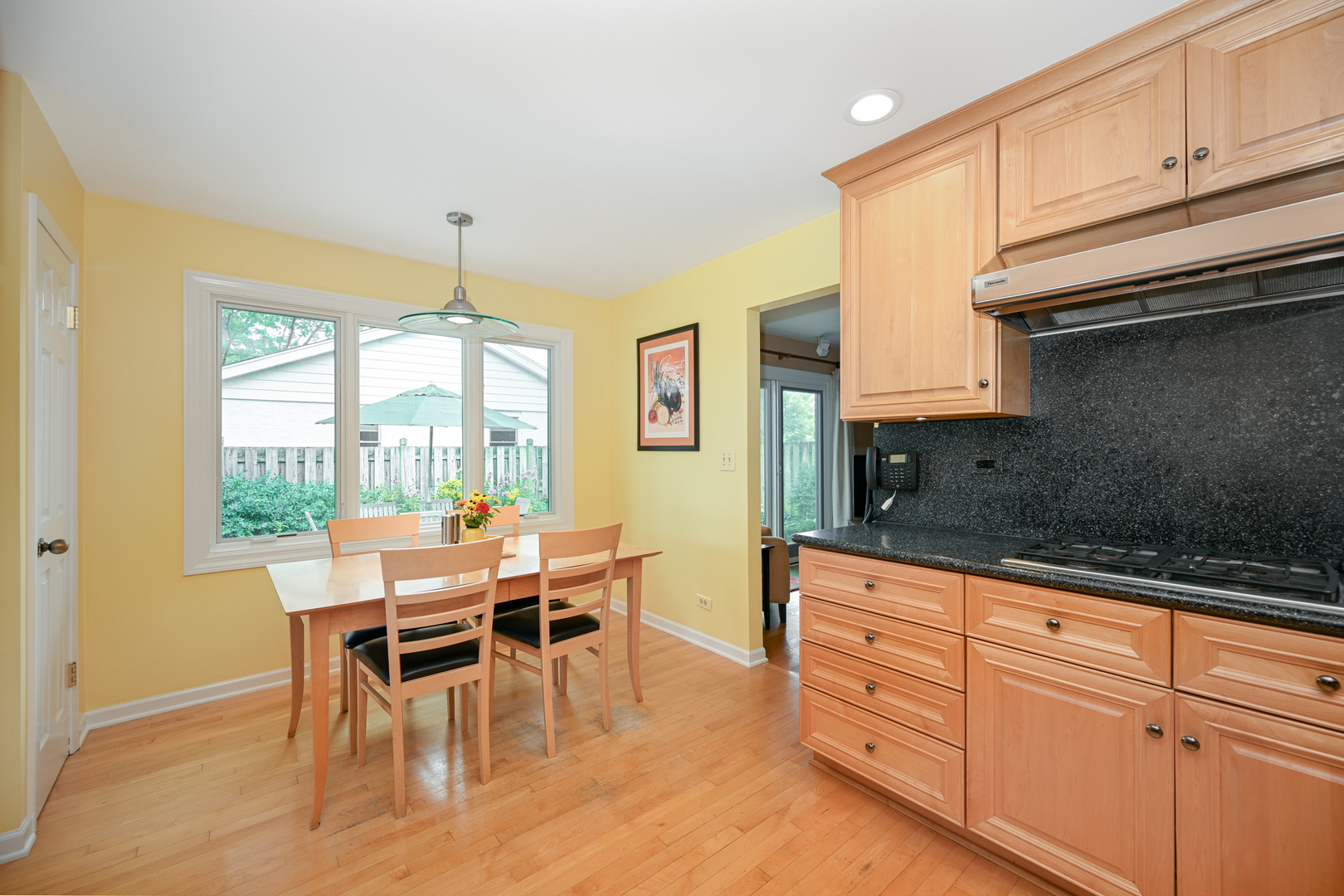 187 E Thompson Drive, Wheaton, IL 60189